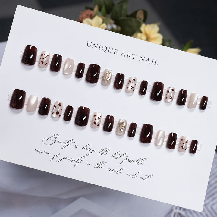 Decorative Nail Art with Leopard Print and Glitter