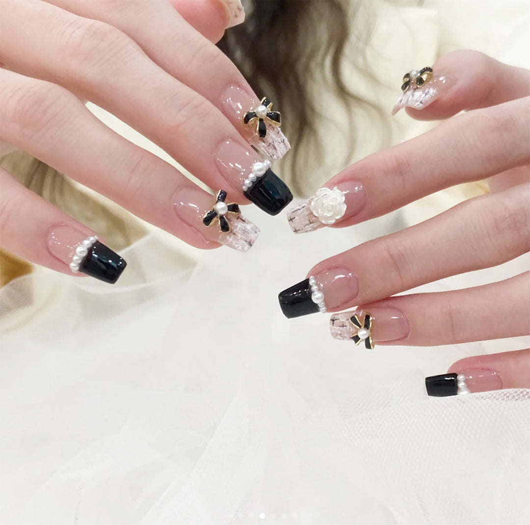 Elegant Decorative Nail Art Set