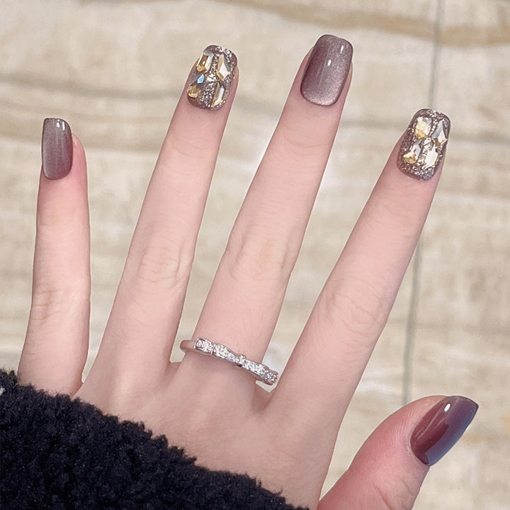 Elegant Press-On Nail Art Set with Rhinestone Accents Kalsten