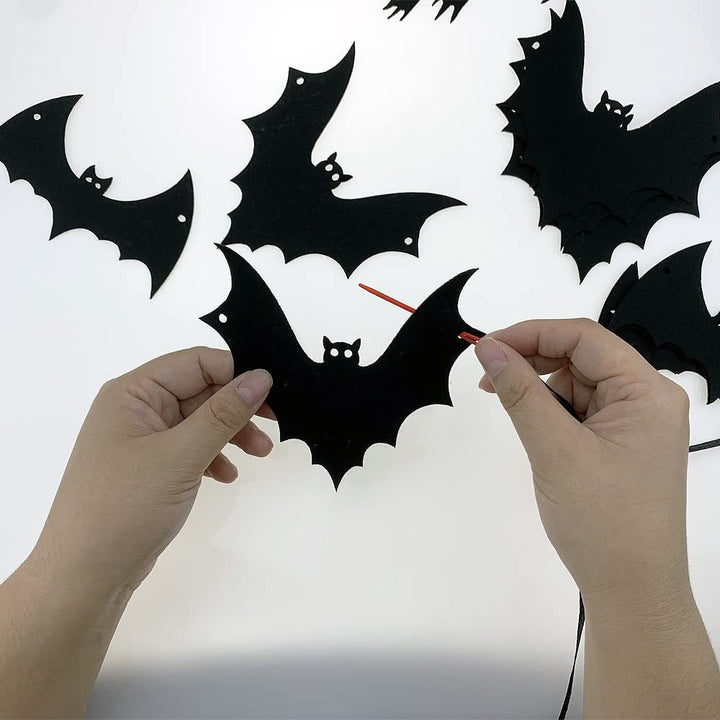 Decorative Bat Garland Kalsten