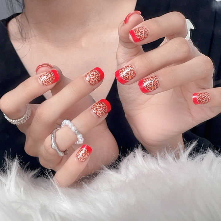 Trendy Animal Print Acrylic Nails