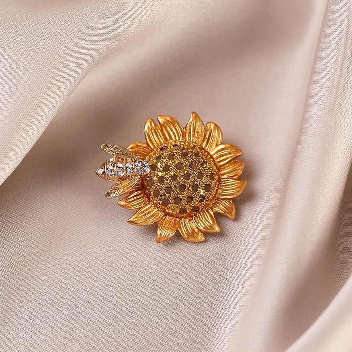 Elegant sunflower brooch with crystals Kalsten