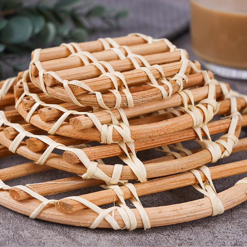 Women Decorative Table Coasters made of Braided Natural Material Kalsten