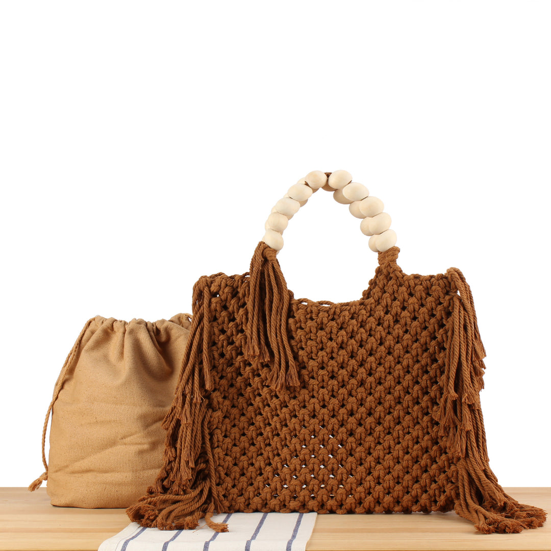 Creative crochet handbag with decorative fringes Kalsten