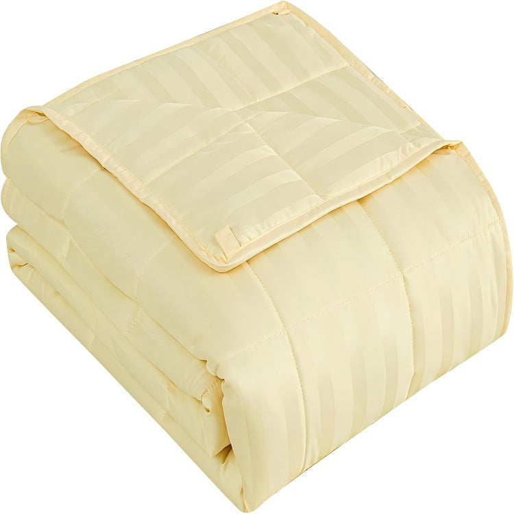 Multi-Season Quilted Blanket Kalsten