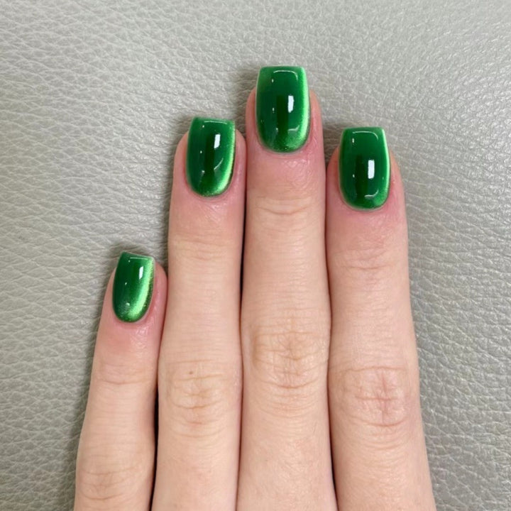 Glossy Press-On Nail Set with Elegant Design Kalsten
