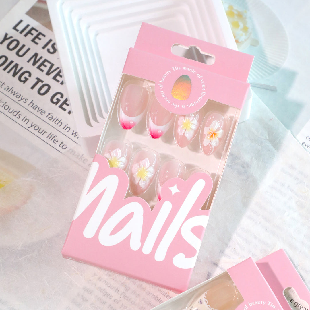 Artistic nail designs with floral accents and soft color gradients Kalsten
