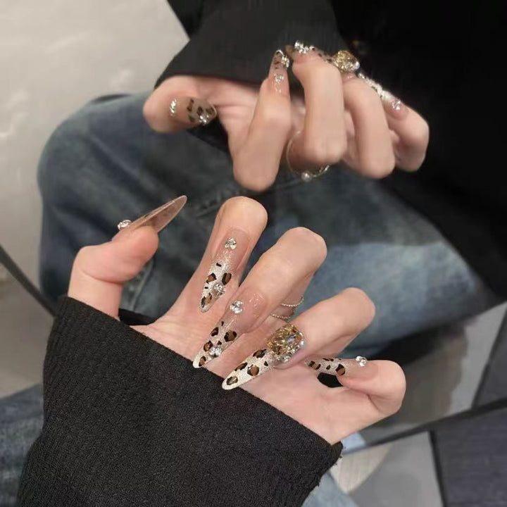 Artistic Stiletto Press-On Nails with Silver Accents Kalsten