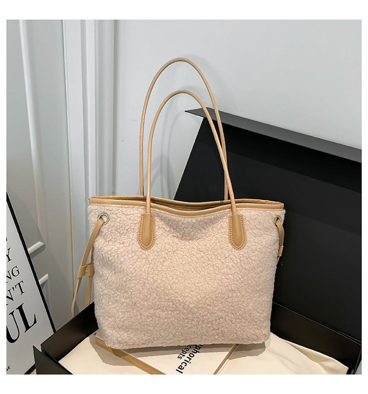 Oversized Faux Fur Tote Bag Kalsten