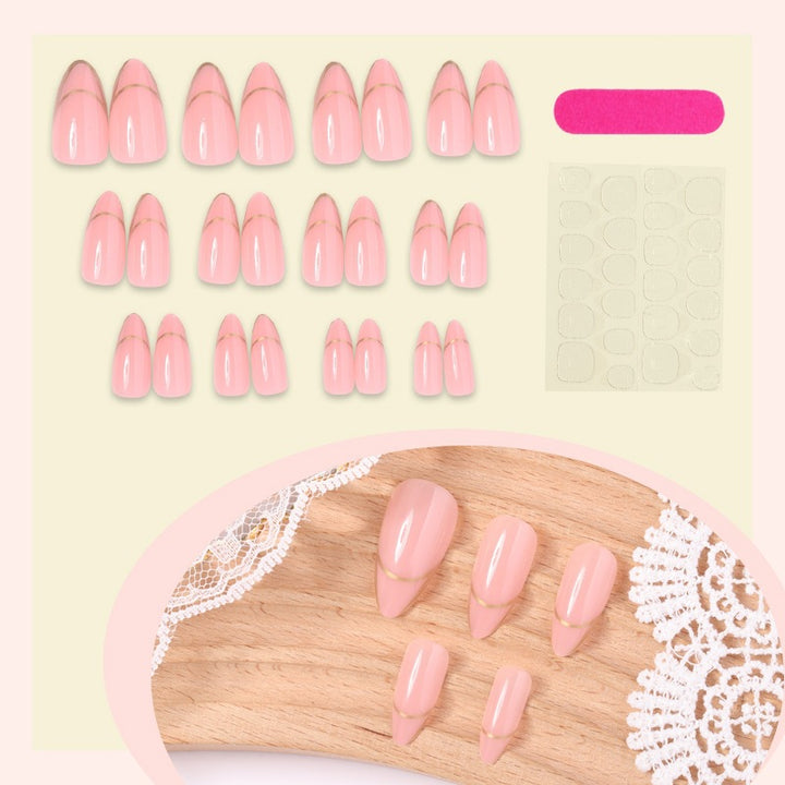 Artificial nail set with elegant gold accent Kalsten