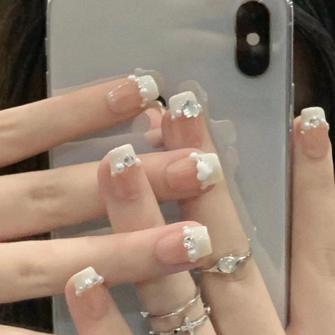 Crystal-Embellished Press-On Nail Set