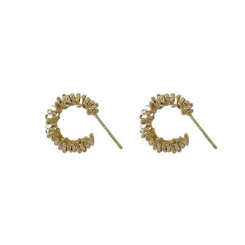 Sparkling hoops with sparkling details Kalsten
