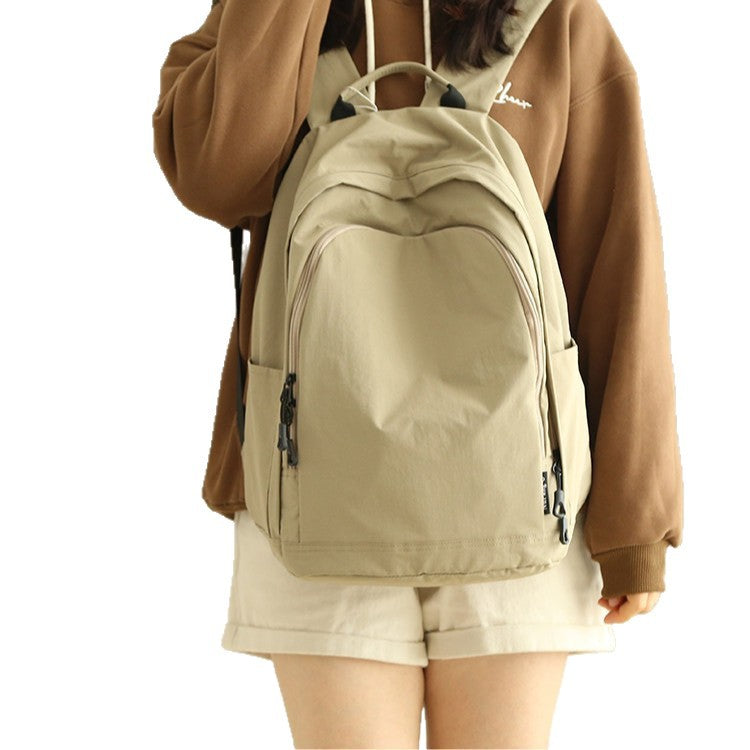 Practical everyday backpack with reinforced bottom and versatile compartments Kalsten