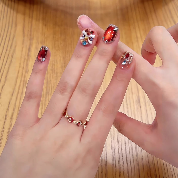 Glittery Articulated Press-On Nails Kalsten