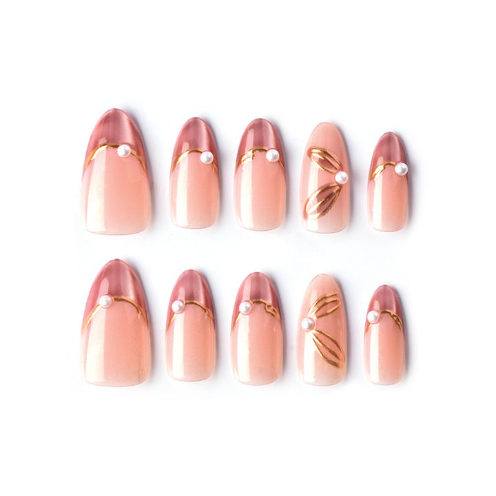 Elegant and artistic nail art Kalsten