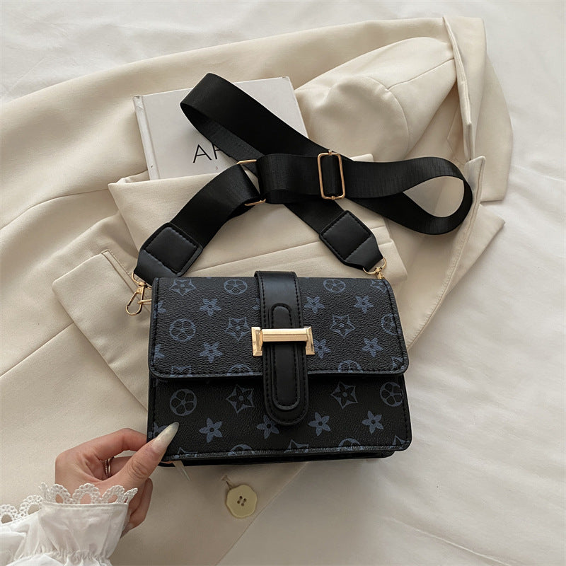 Elegant Designer Crossbody Handbag