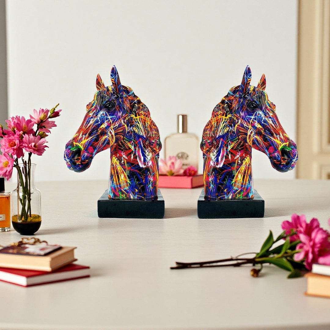 Artful horse sculpture made of high-quality resin Kalsten