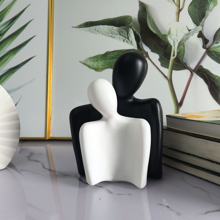 Artistic Dual Figure Decoration Kalsten