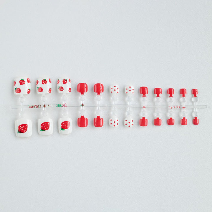 Trendy Pedicure Nail Art