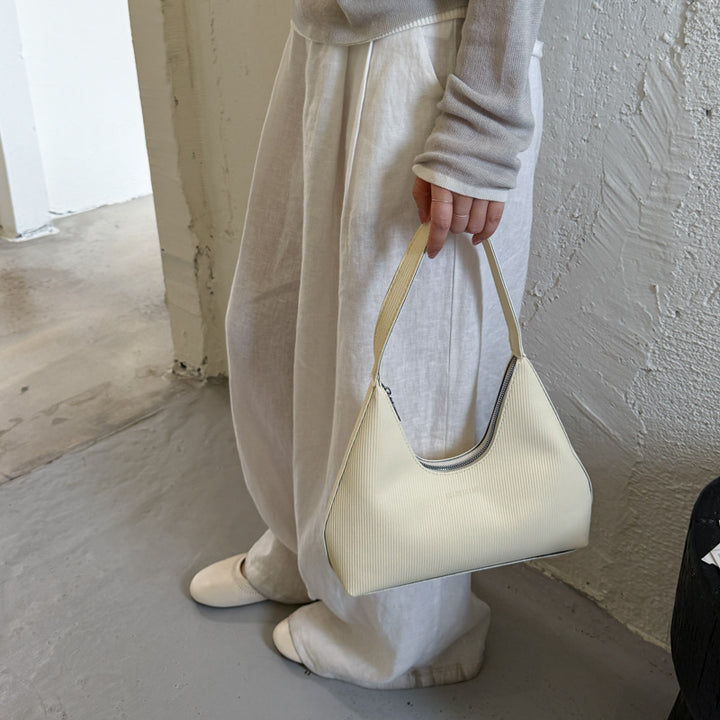 WoTextured Ribbed Hobo Handbag Kalsten