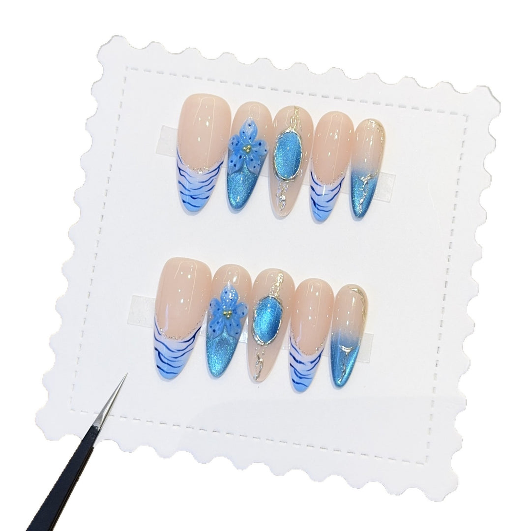 Artificial nails with exquisite flower and glitter patterns Kalsten