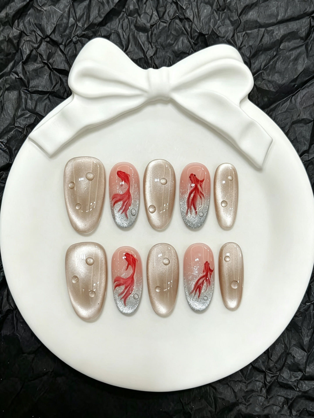 Artistic Press-On Nail Set with Unique Fish Design