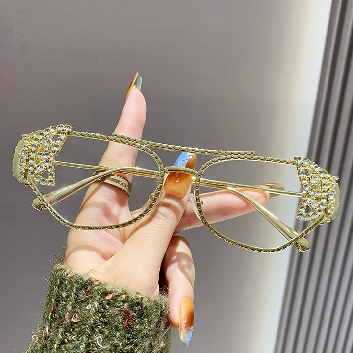 Women's Luxury Sunglasses with Elegant Butterfly Detail Kalsten