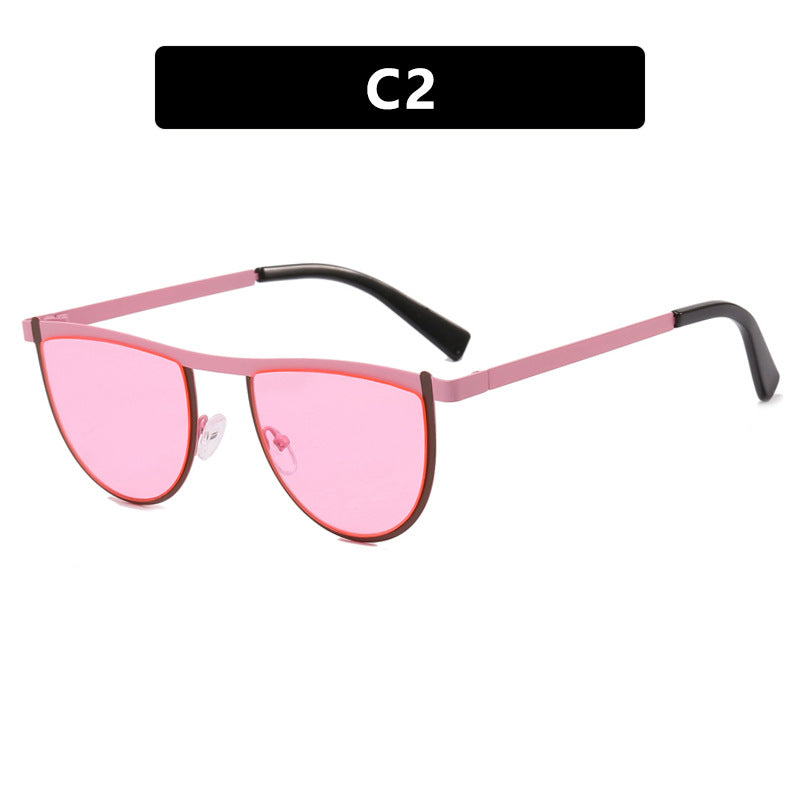 Women's elegant sunglasses with modern design and UV protection Kalsten