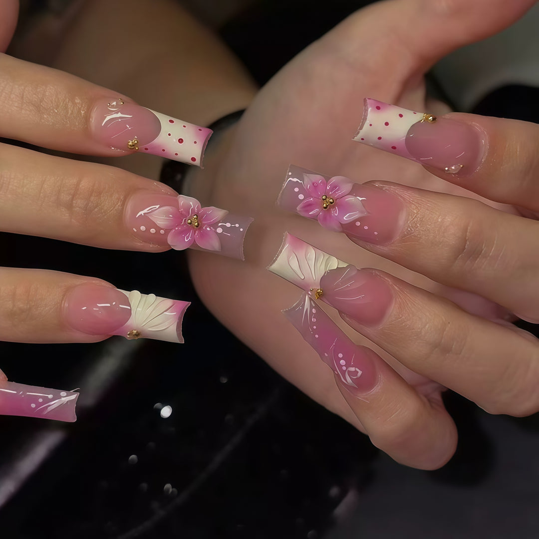 Floral Embellished Nail Extensions Kalsten