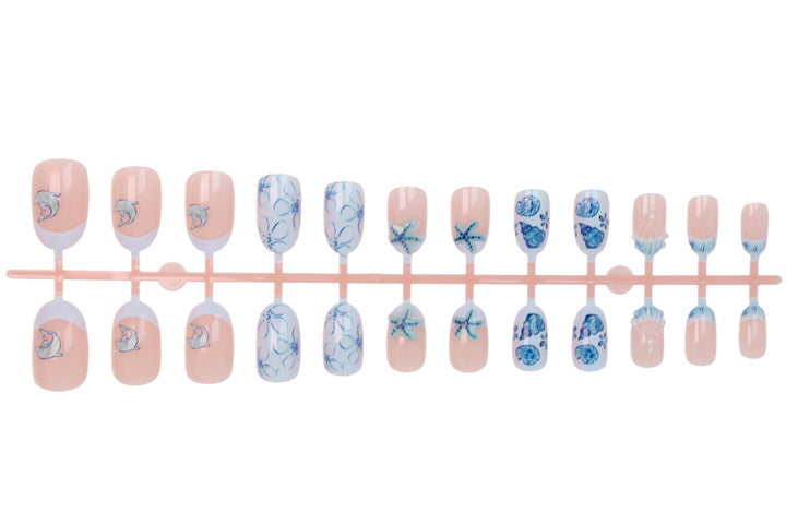 Acrylic nail set with maritime design and creative details Kalsten