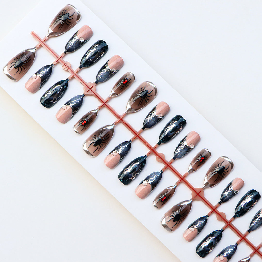 Premium Halloween-Themed Press-On Nail Art