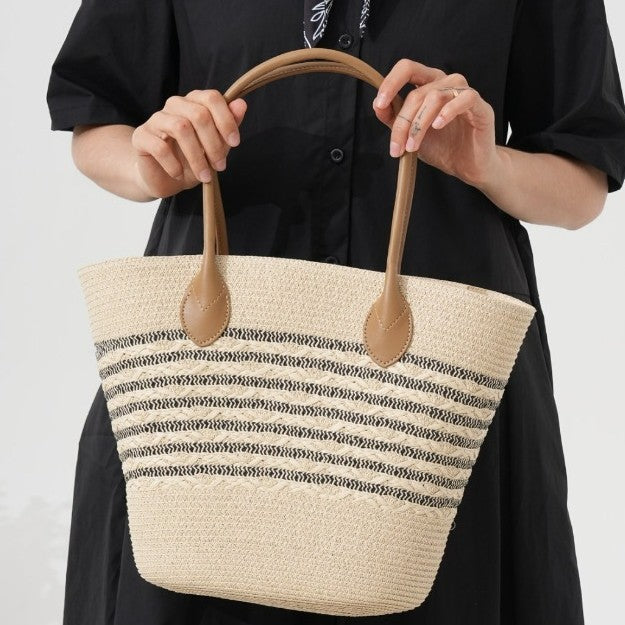 Elegant Shopping Bag Made of Woven Natural Material Kalsten