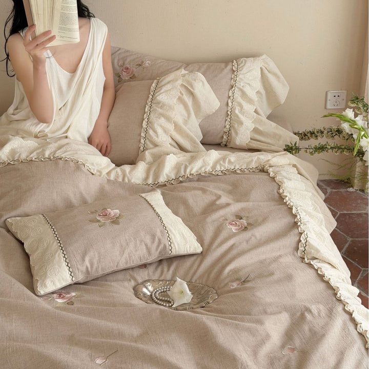 Romantic ruffled bedding set made of cotton-linen with rose embroidery and bed skirt