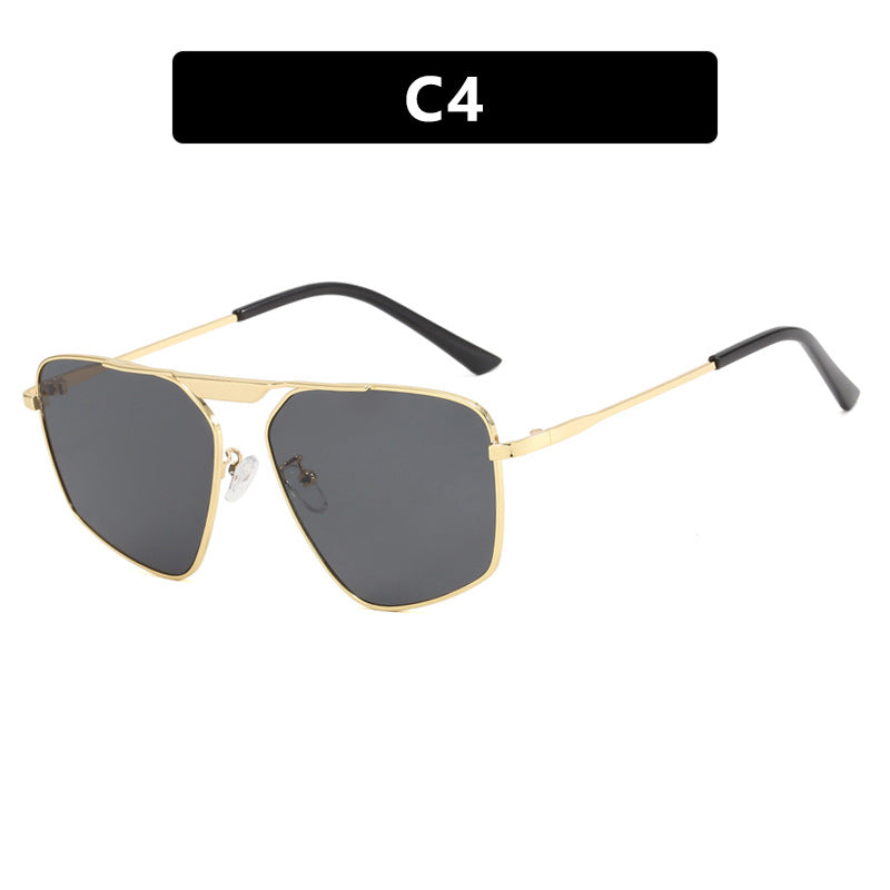 Women's sunglasses in a modern, geometric design with a sturdy metal frame Kalsten