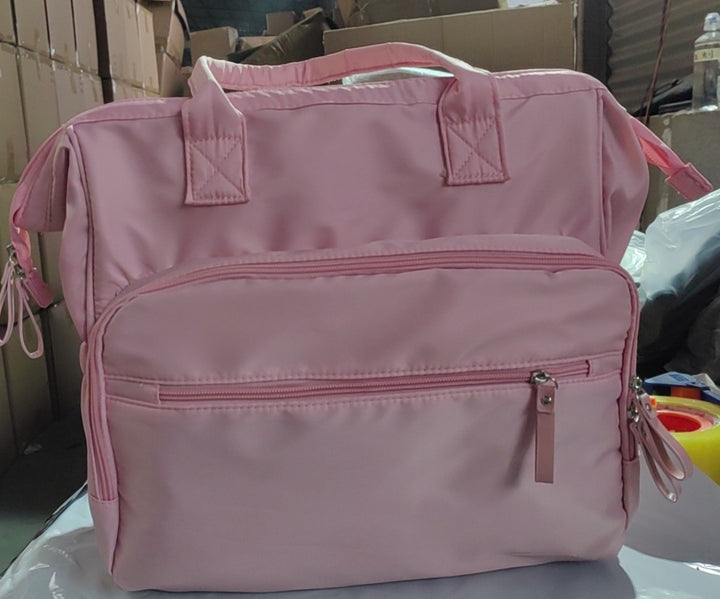 Versatile Multi-Function Tote Kalsten