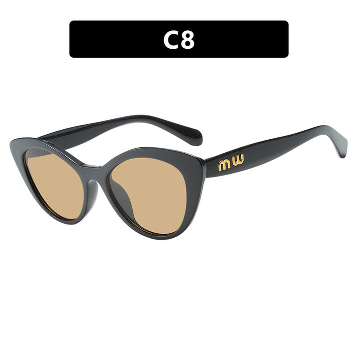 Women elegant Cat-Eye sunglasses with luxurious high-quality frame Kalsten