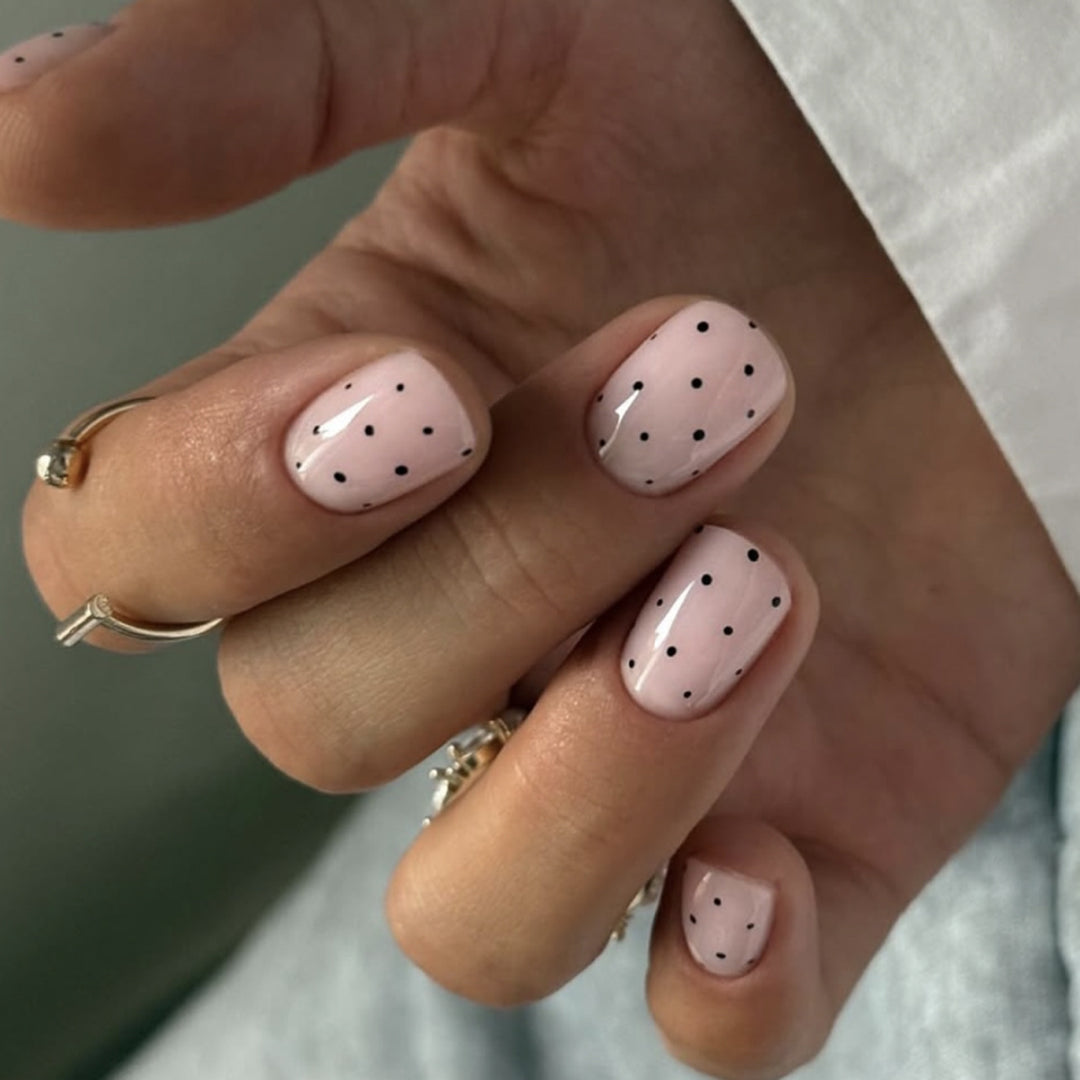 Artful Nail Art with Modern Dot Patterns Kalsten