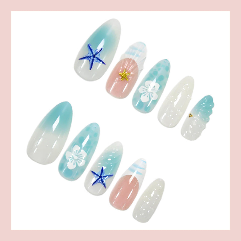 Acrylic nail set with maritime motifs and elegant details Kalsten