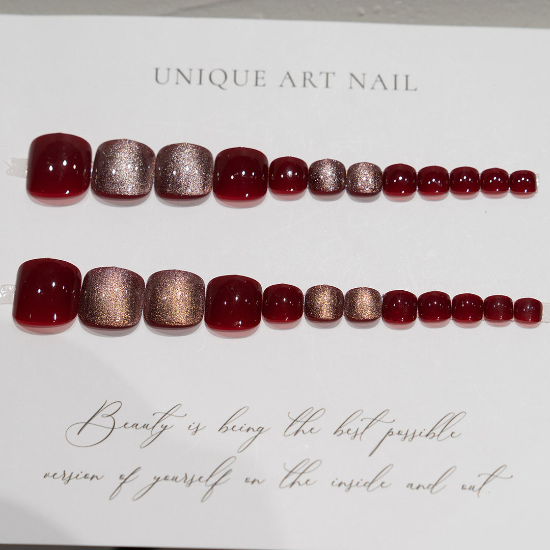 Glamorous Glittered Pedicure Nail Art