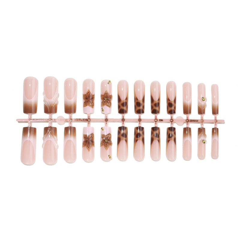 Elegant Floral Press-On Nail Set Kalsten