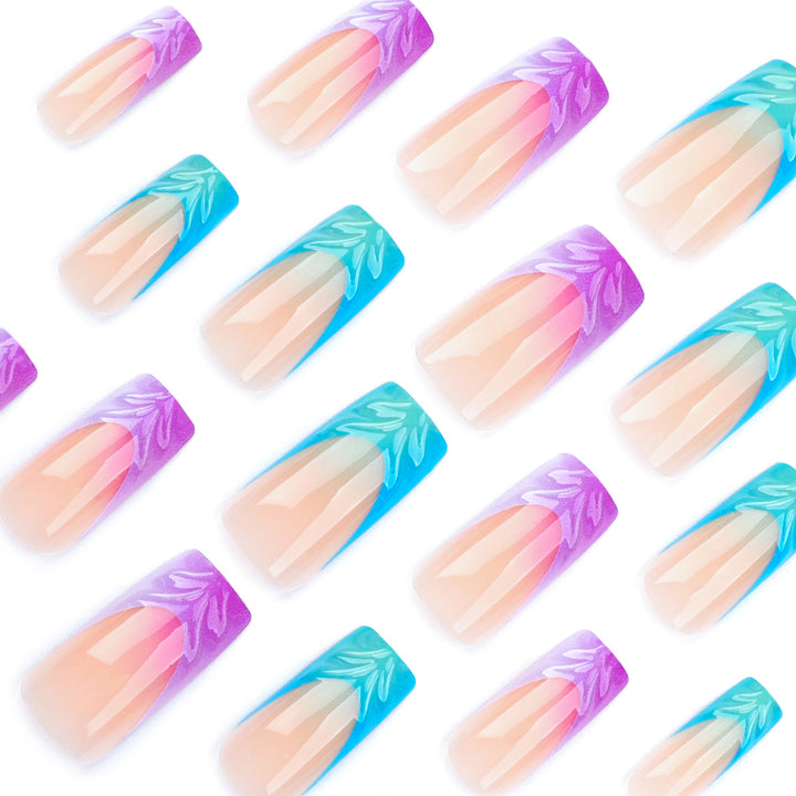 Artificial nail extensions with unique Amazon River design Kalsten