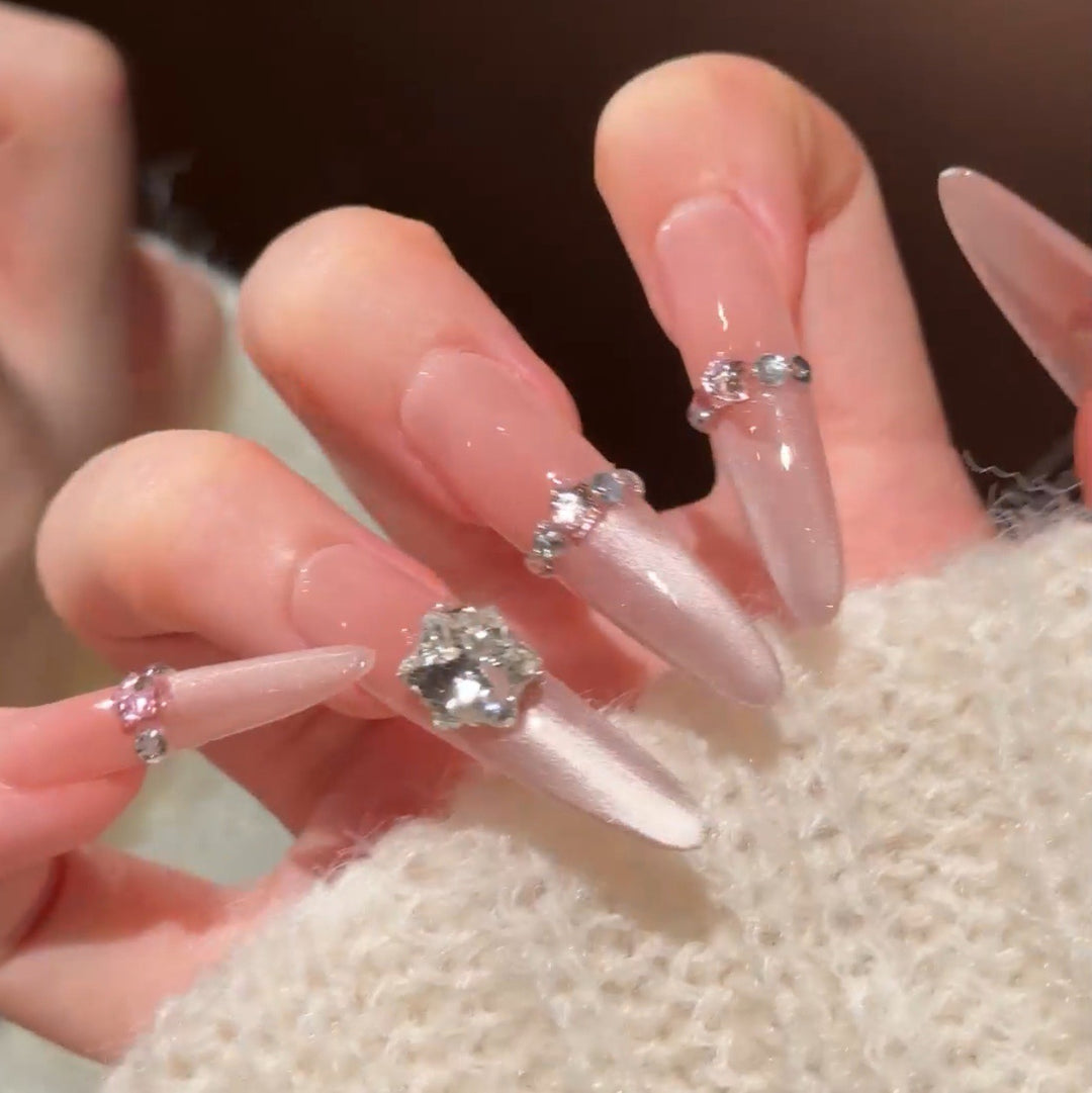 Elegant Floral Design Press-On Nail Extensions Kalsten
