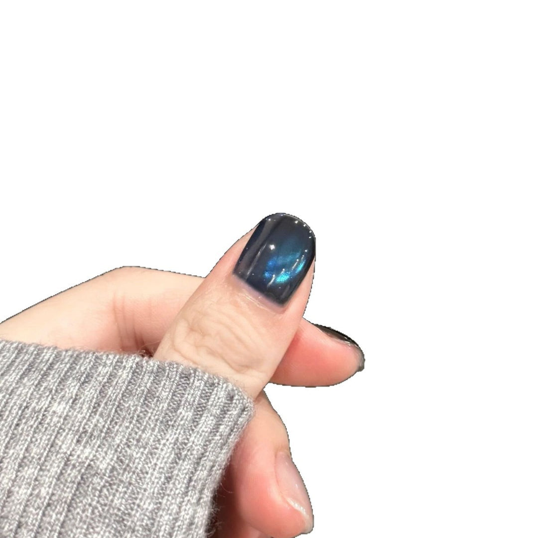 Artificial nails with elegant star design and shimmering effects Kalsten