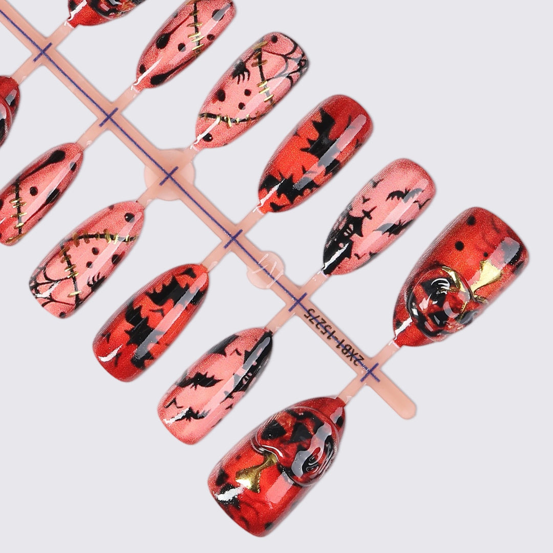 Creative nail art set with spooky Halloween motifs Kalsten