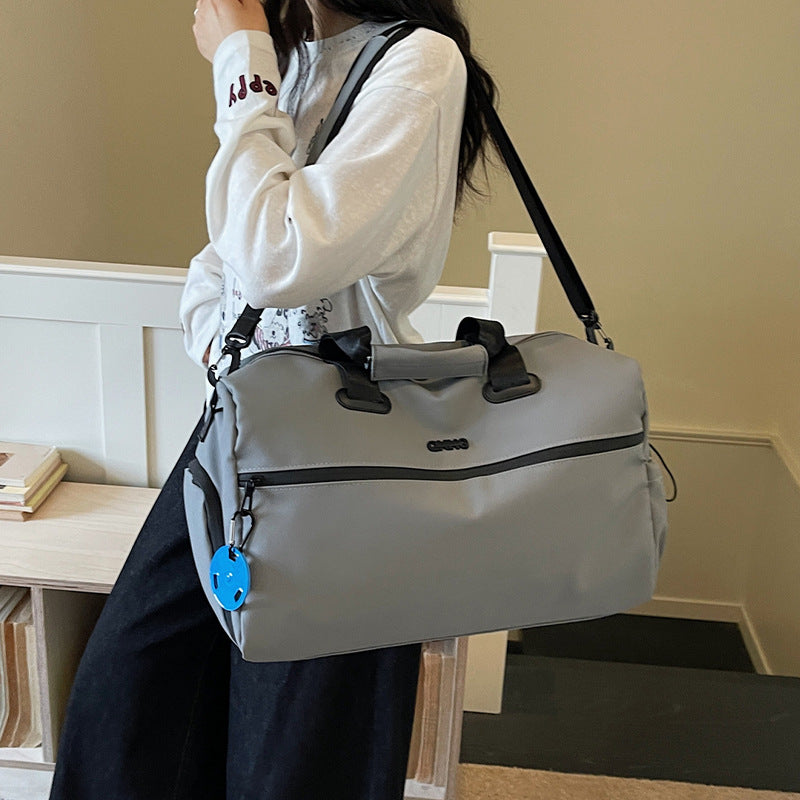 Sporty Travel Duffel Bag Kalsten