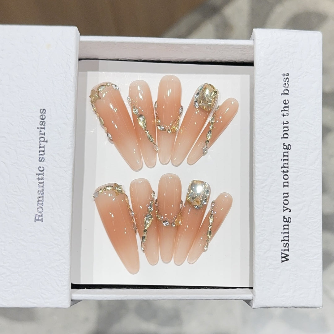 Artificial nails with Romantic Glamour Design Kalsten