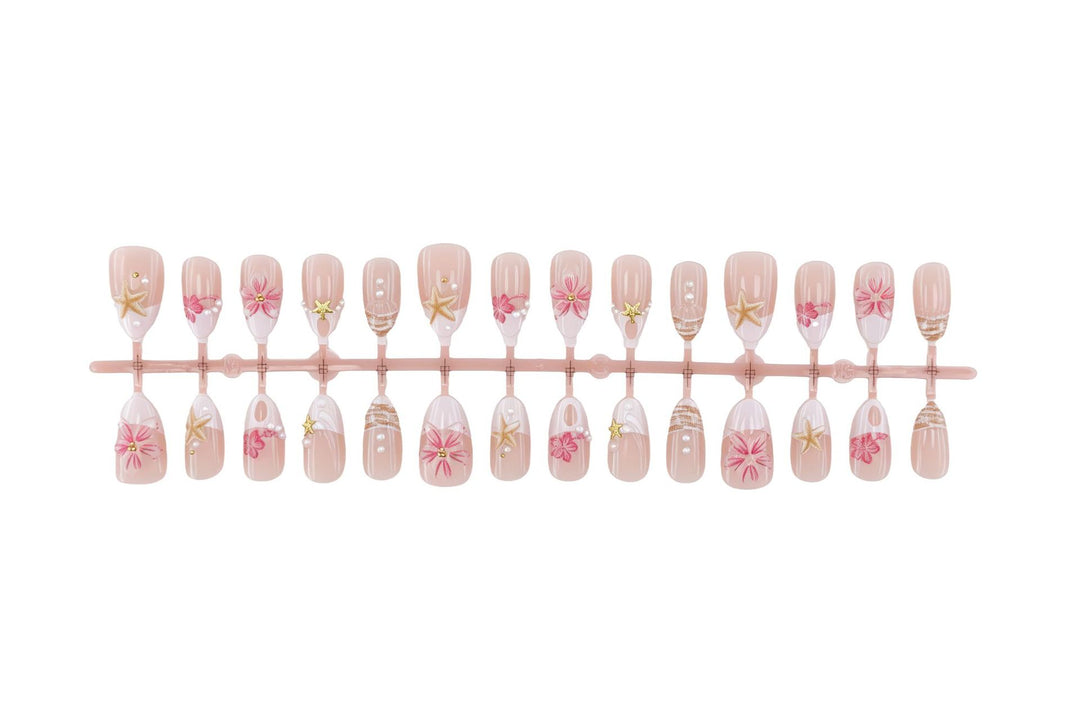 Artificial nail set with maritime details and floral accents Kalsten