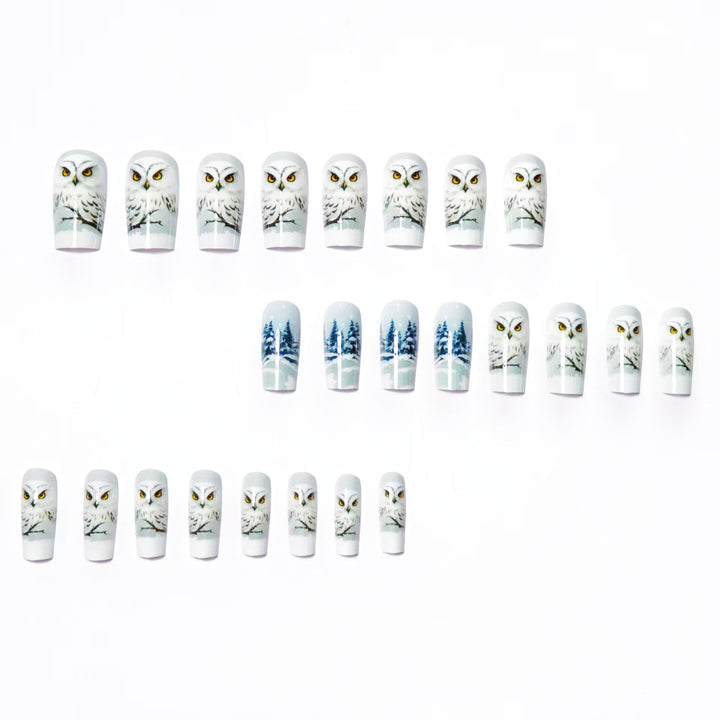 Snowy Owl-Inspired Holiday Nail Art Kalsten