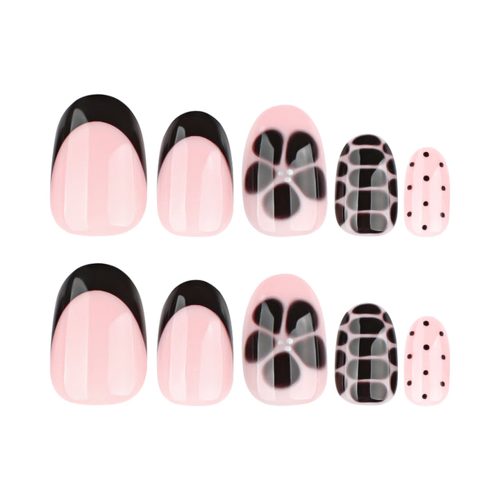 Artistic Nail Art in Creative Design Kalsten
