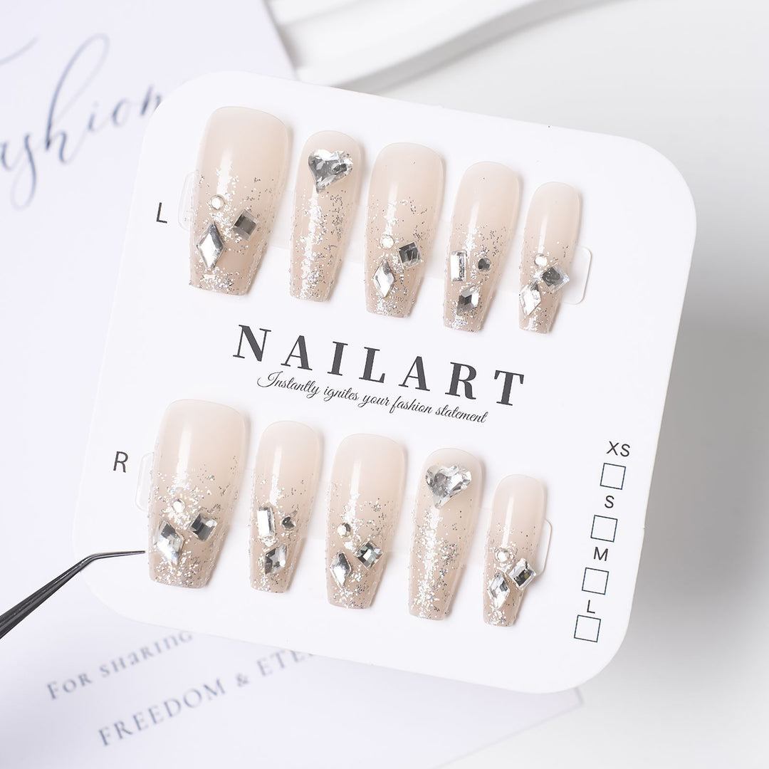 Press-On Nail Kit Kalsten